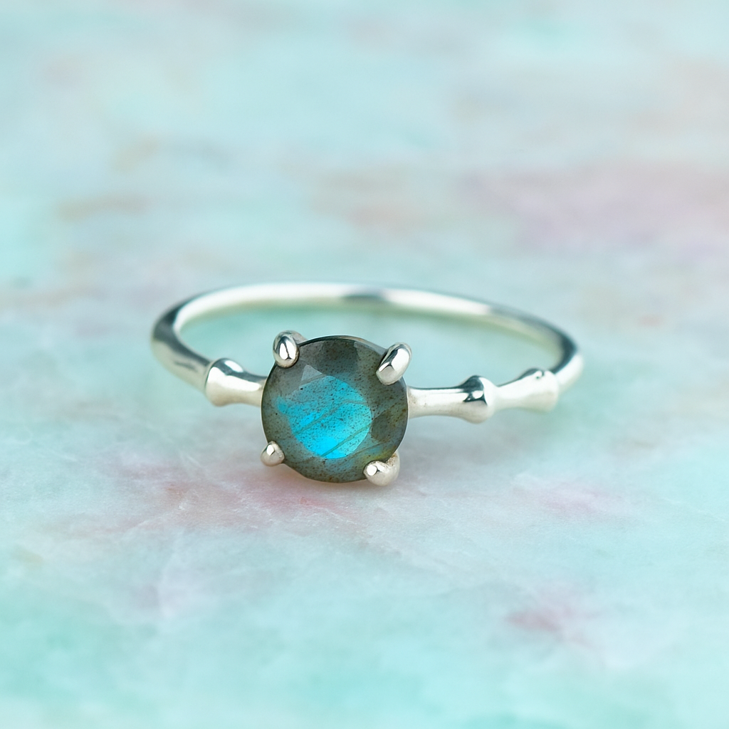 Oval Labradorite Bamboo Band Ring