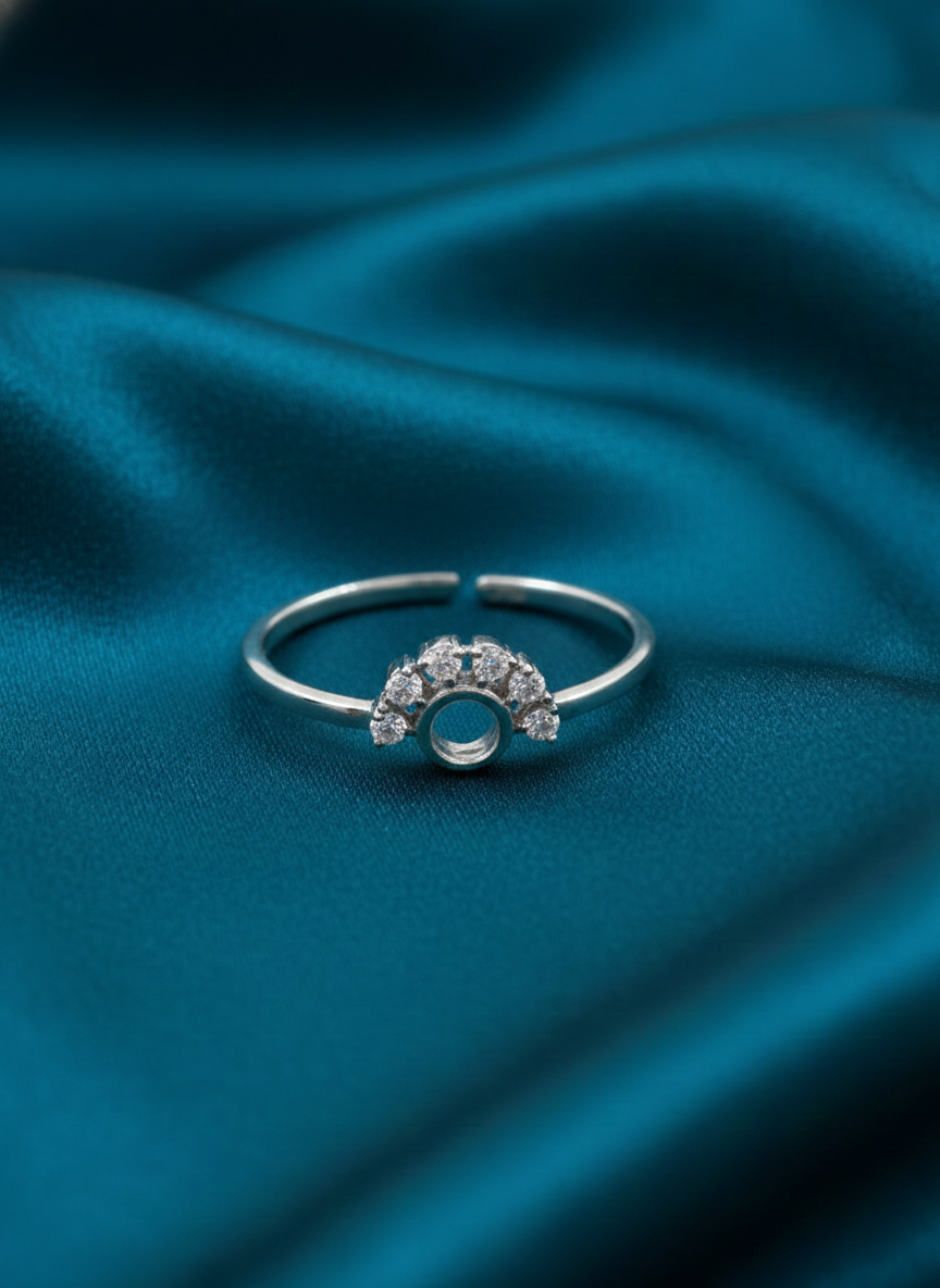 Crown Motif Sparkling CZ Ring