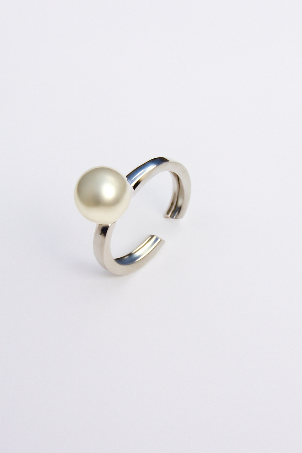 Dainty White Pearl Silver Statement Ring