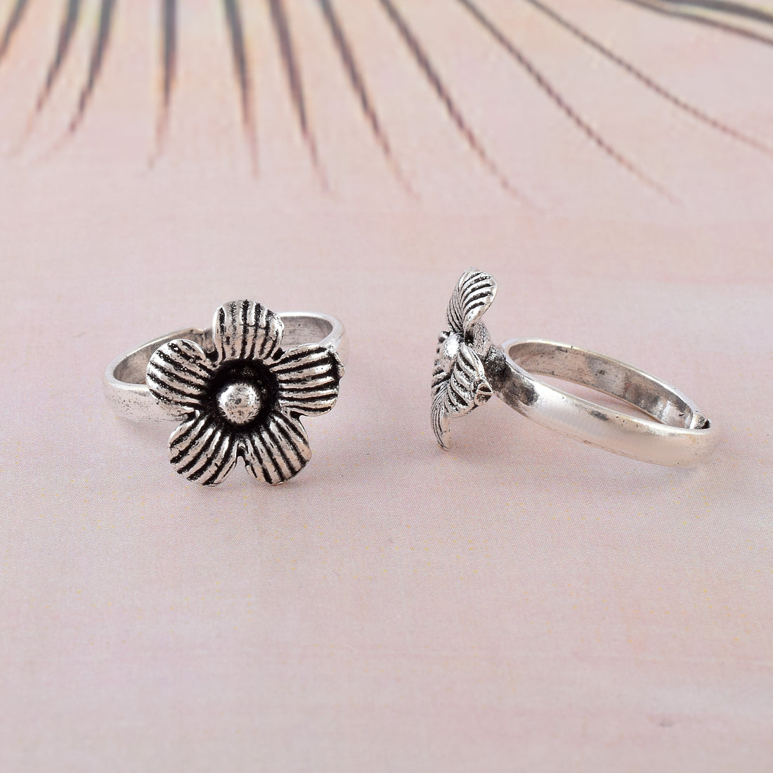 Oxidized Bold Flower Bichiya