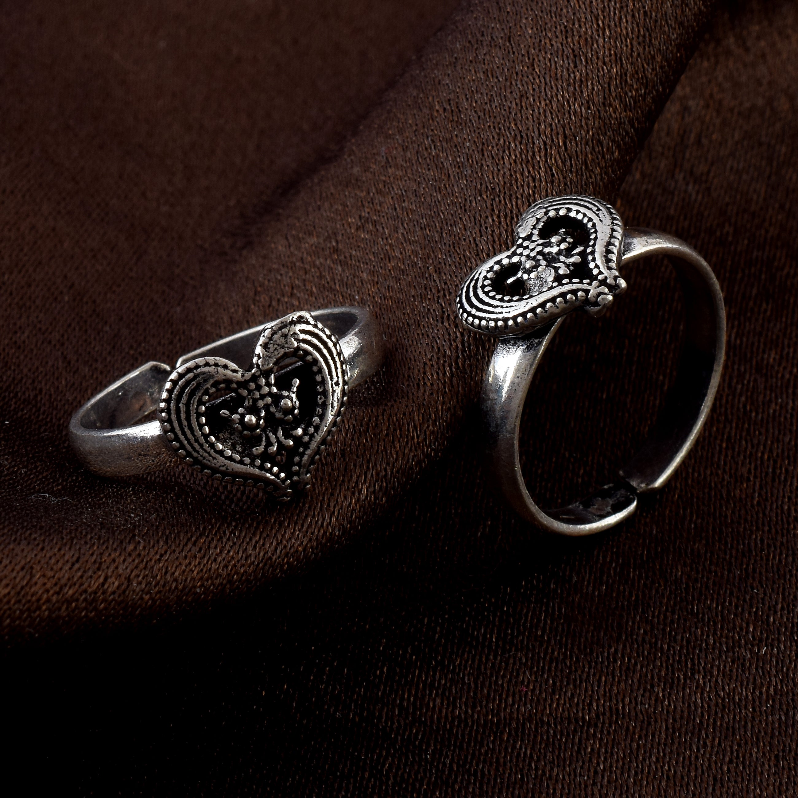 Oxidized Filigree Heart Bichiya