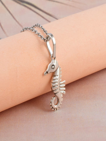 Silver Nautical Seahorse Pendant
