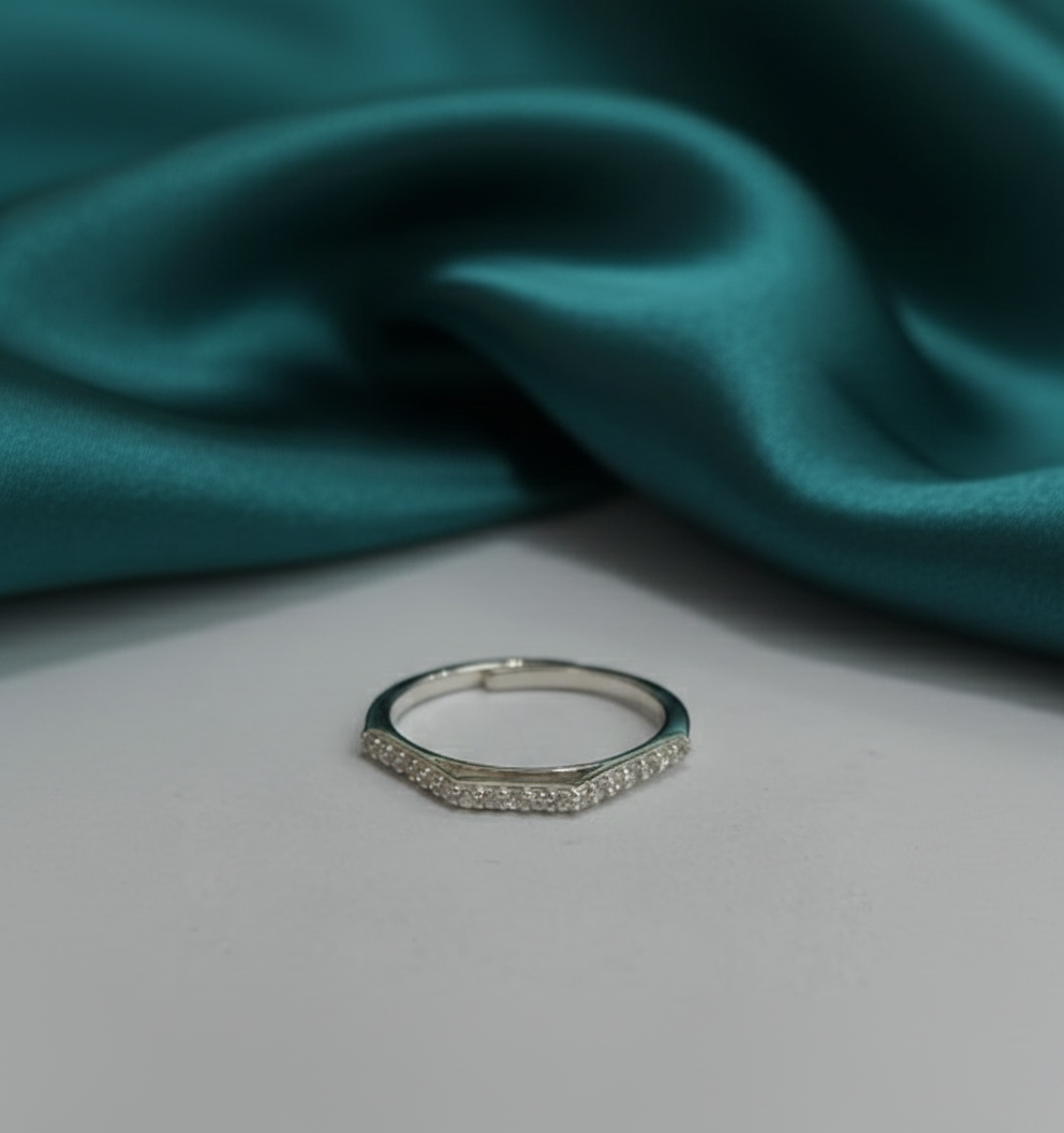 Modern Chevron Style CZ Band