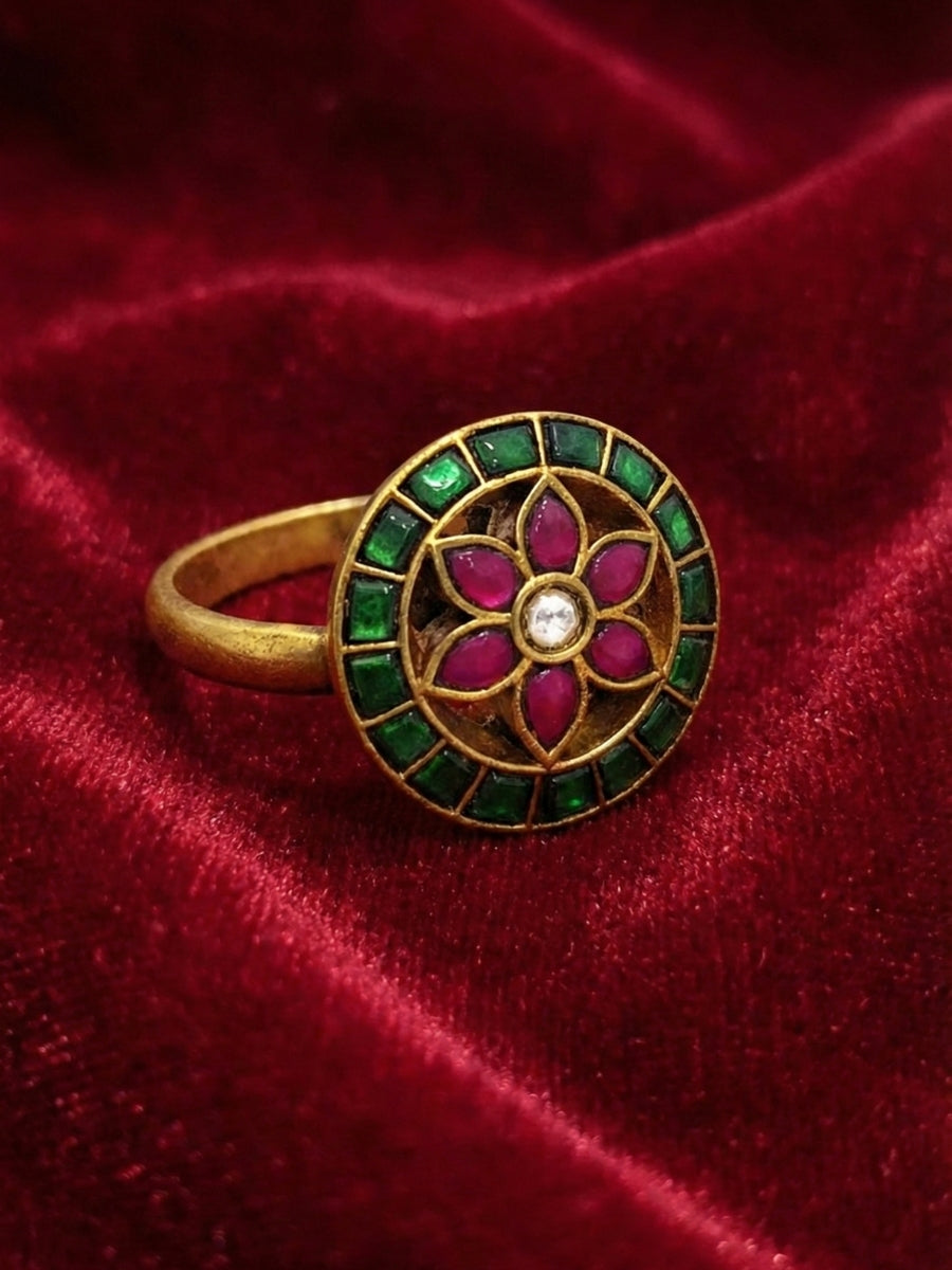 Ethnic Floral Round Kundan Ring