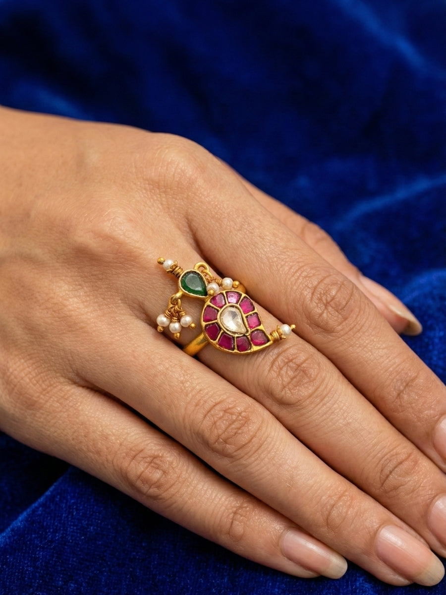 Traditional Kundan Paisley Statement Ring