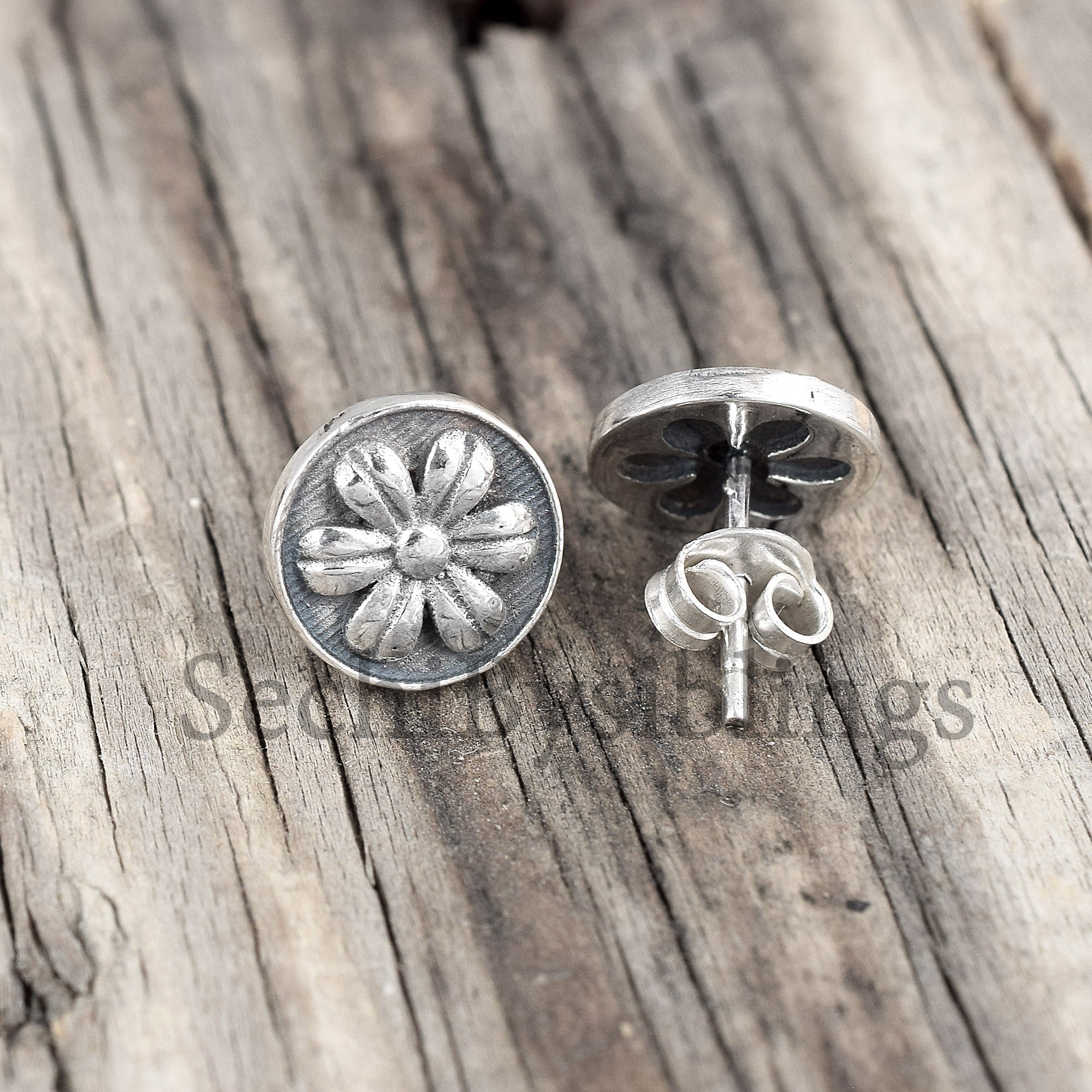 Oxidized Floral Disc Studs Earring