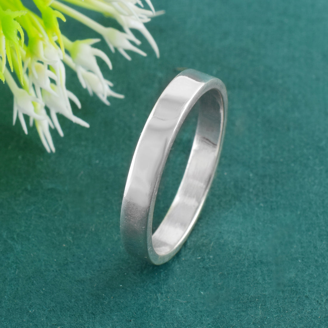 Classic Silver Flat-Profile Band