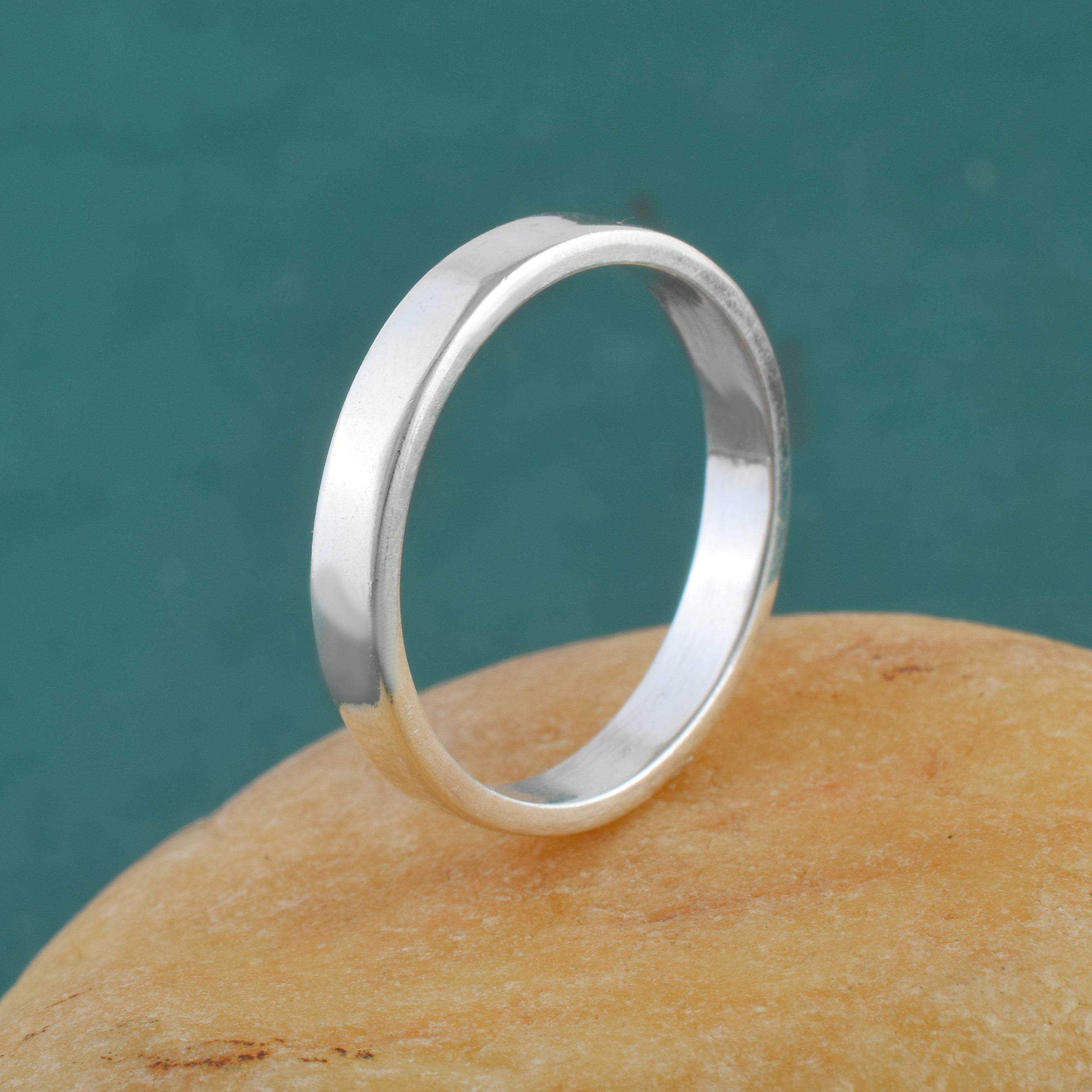 Classic Silver Flat-Profile Band